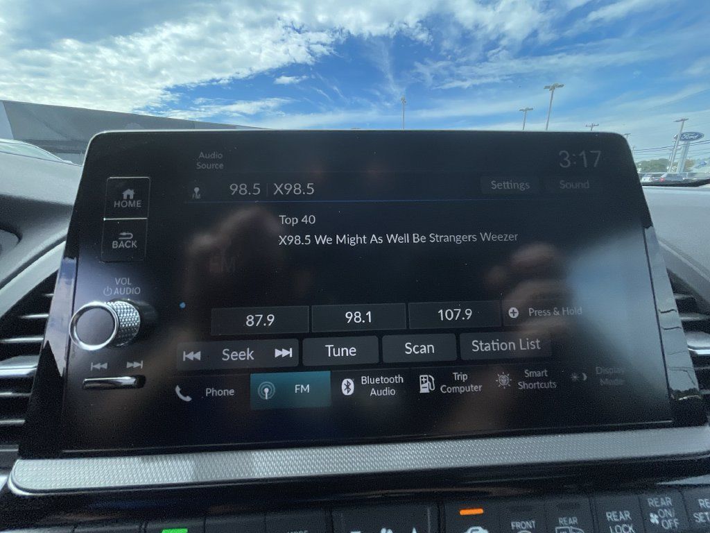 Used 2026 Honda Odyssey EX-L image 13