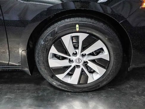 New 2025 Nissan Altima 2.5 S image 14