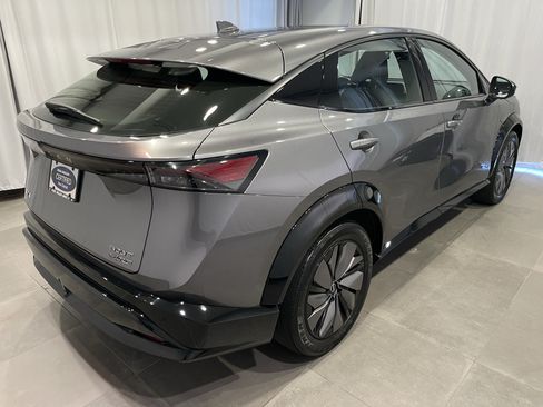 Used 2024 Nissan Ariya AWD image 6