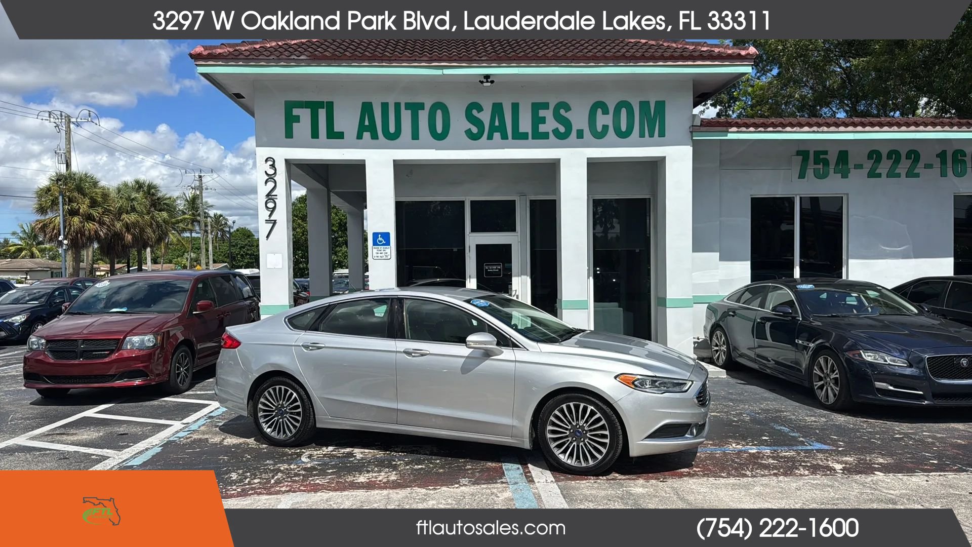 Used 2018 Ford Fusion SE w/ Fusion SE Technology Package FWD image 12