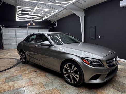 Used 2020 Mercedes-Benz C 300 Sedan image 4