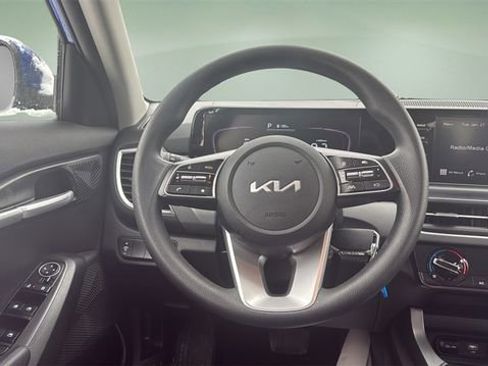 Used 2024 Kia Seltos LX image 15