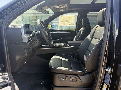 New 2026 Cadillac Escalade ESV Sport w/ Touring Package AWD/4WD image 9