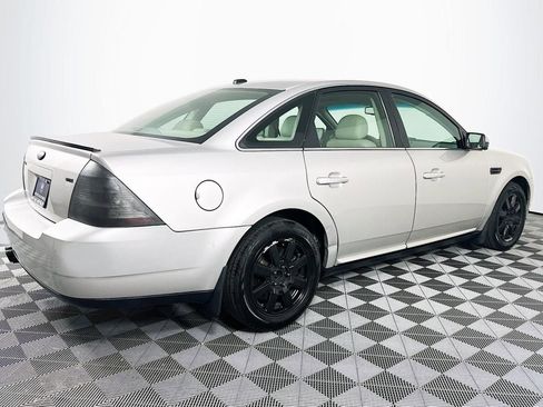 Used 2008 Ford Taurus SEL FWD image 24