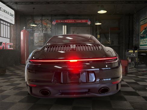 Used 2024 Porsche 911 Targa 4 GTS image 4