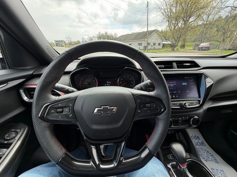 Used 2022 Chevrolet TrailBlazer RS w/ Technology Package AWD/4WD image 26