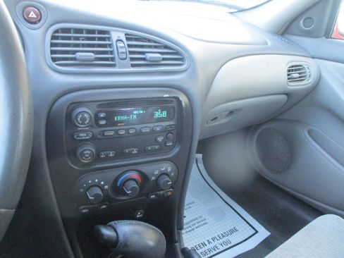 Used 2002 Oldsmobile Alero GL FWD image 34