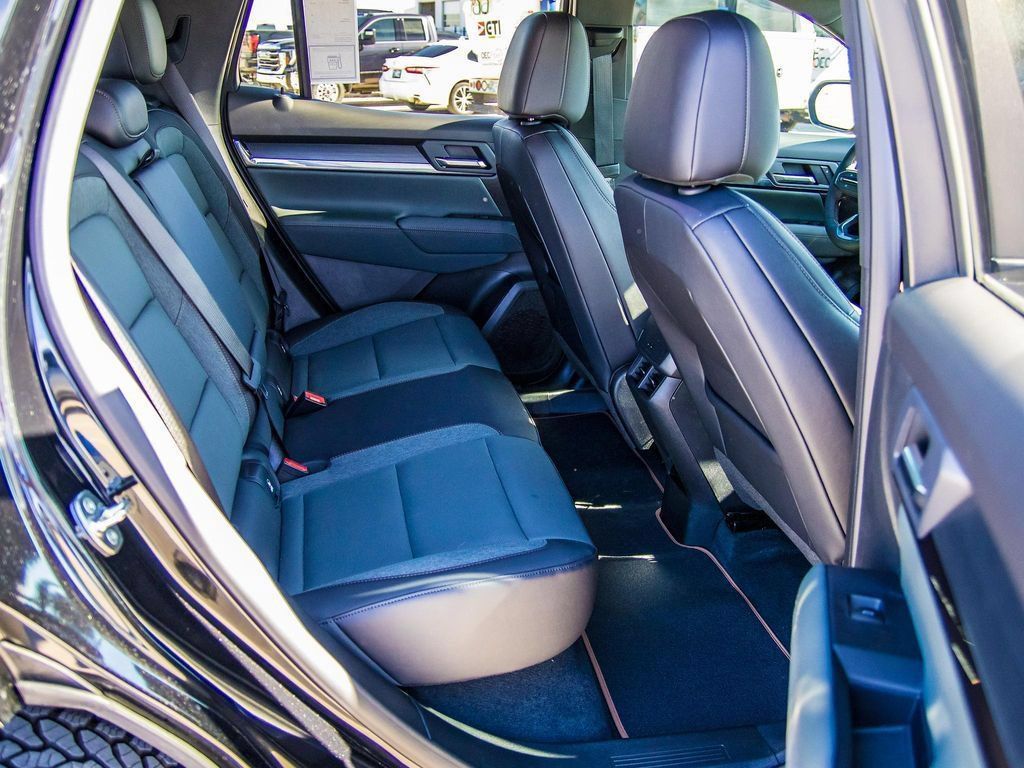 New 2026 GMC Terrain AT4 w/ Technology Package II AWD/4WD image 68
