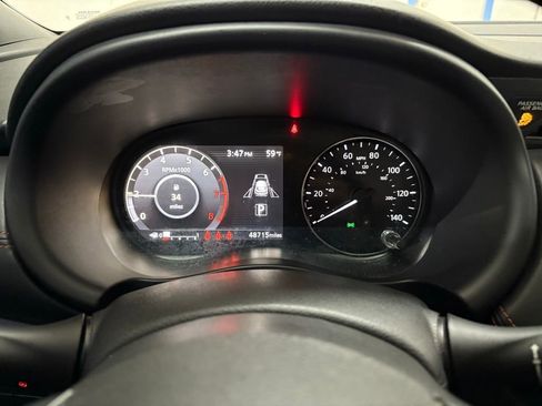 Used 2023 Nissan Kicks SR w/ SR Premium Package image 29