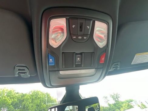 Used 2023 RAM 1500 Big Horn AWD/4WD image 32