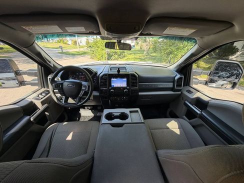 Used 2019 Ford F250 XLT AWD/4WD image 3