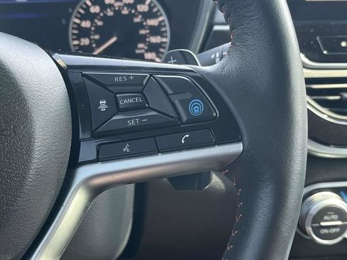 Used 2023 Nissan Altima 2.0 SR FWD image 28
