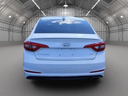 Used 2016 Hyundai Sonata ECO FWD image 4