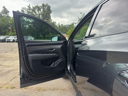 Used 2024 Hyundai Tucson Limited FWD image 18
