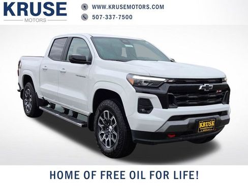 Used 2024 Chevrolet Colorado Z71 w/ Z71 Convenience Package 2 AWD/4WD image 1