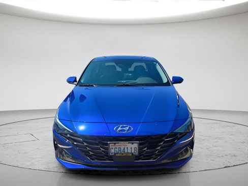 Used 2023 Hyundai Elantra Limited FWD image 9