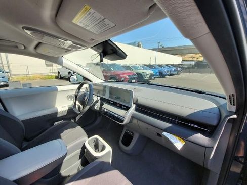 Used 2024 Hyundai Ioniq 5 SEL RWD image 27