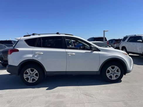 Used 2015 Toyota RAV4 LE image 3