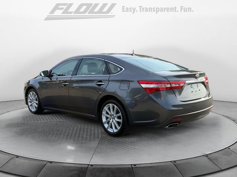 Used 2013 Toyota Avalon XLE Touring FWD image 6