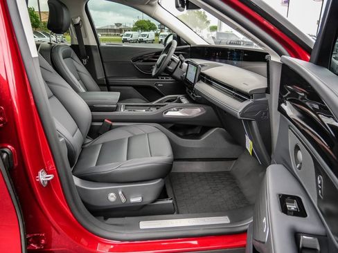 New 2026 Lincoln Nautilus Premier w/ Equipment Group 102A image 17