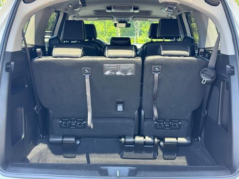 Certified 2024 Honda Odyssey Elite image 5