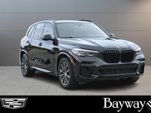 Used 2023 BMW X5 sDrive40i w/ M Sport Package RWD image 4