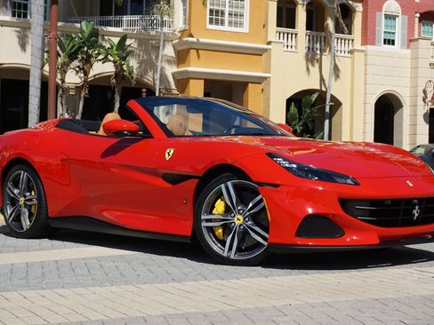 Used 2022 Ferrari Portofino M RWD image 7