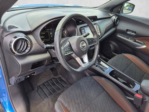 Used 2022 Nissan Kicks SR w/ Interior Electronics Package FWD image 10