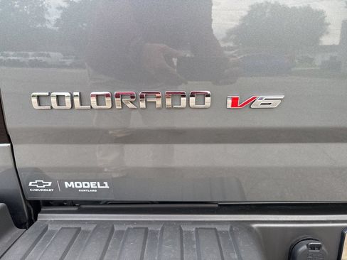 Used 2019 Chevrolet Colorado LT w/ LT Convenience Package AWD/4WD image 15