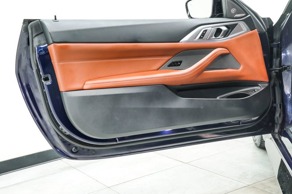 Used 2025 BMW M4 Competition RWD image 38
