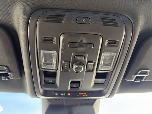 Used 2022 Cadillac Escalade ESV Premium Luxury w/ Performance Package image 24