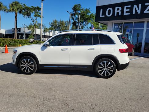 Used 2022 Mercedes-Benz GLB 250 image 8