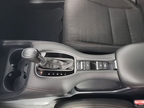 Certified 2023 Honda HR-V Sport image 33