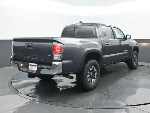 Used 2023 Toyota Tacoma TRD Off-Road AWD/4WD image 6