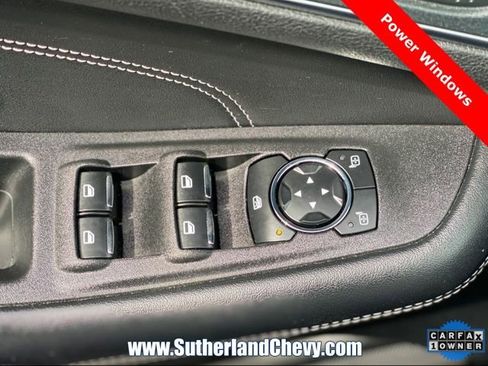 Used 2024 Ford Edge Titanium image 16