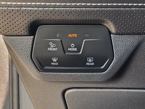 Used 2025 Volkswagen Atlas Cross Sport SEL Premium R-Line AWD/4WD image 21