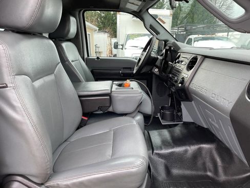 Used 2015 Ford F450 XL w/ Power Equipment Group RWD image 16