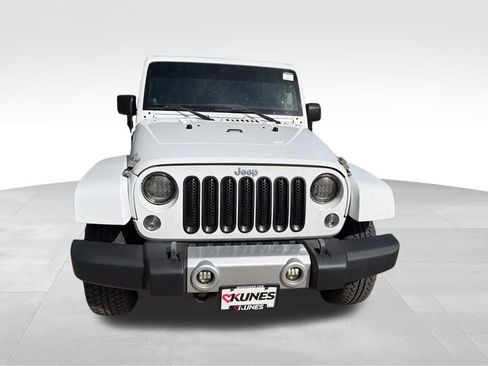 Used 2014 Jeep Wrangler Sahara w/ Trailer Tow Group AWD/4WD image 4