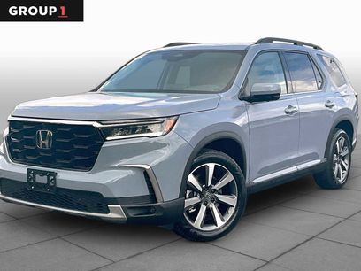 Used 2025 Honda Pilot Elite