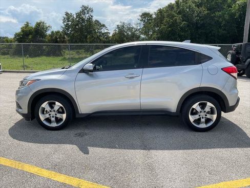 Used 2020 Honda HR-V LX image 3