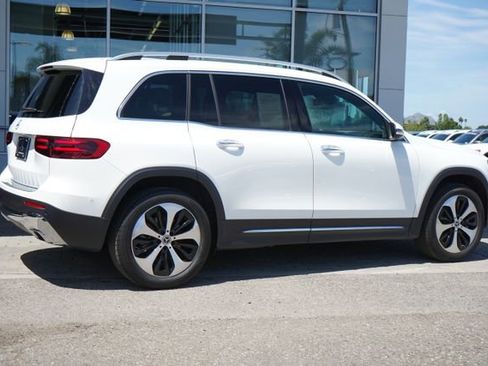 Used 2026 Mercedes-Benz GLB 250 image 8