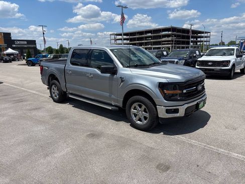 Used 2025 Ford F150 XLT w/ Equipment Group 301A Standard AWD/4WD image 7