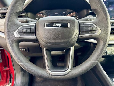 Used 2023 Jeep Compass Sport image 28