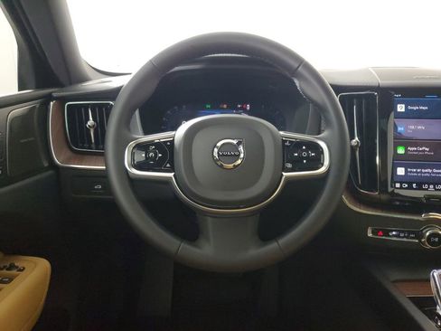 Used 2024 Volvo XC60 B5 Ultimate w/ Protection Package Premier image 18