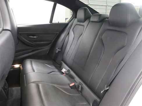 Used 2016 BMW M3 image 12