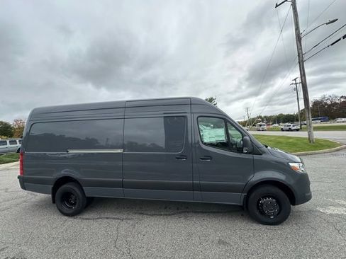 Used 2026 Mercedes-Benz Sprinter 3500 image 6