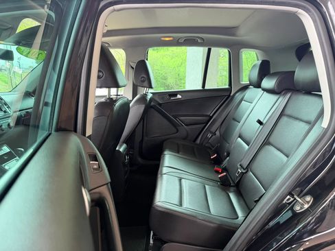 Used 2016 Volkswagen Tiguan SE FWD image 21