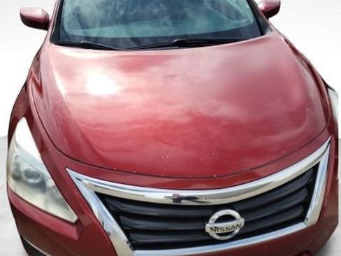 Used 2015 Nissan Altima 2.5 S w/ Power Driver Seat Package image 4