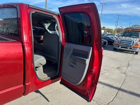 Used 2006 Dodge Ram 1500 Truck SLT image 11