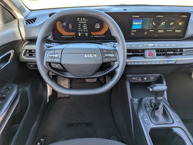New 2026 Kia K4 FWD image 17